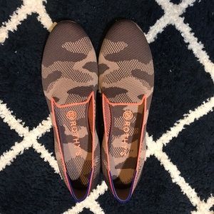 Rothy’s Taupe Camo Loafers size 10.5